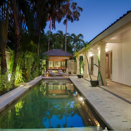 Bali Holiday Villas - La Playa Seminyak Kültér fotó